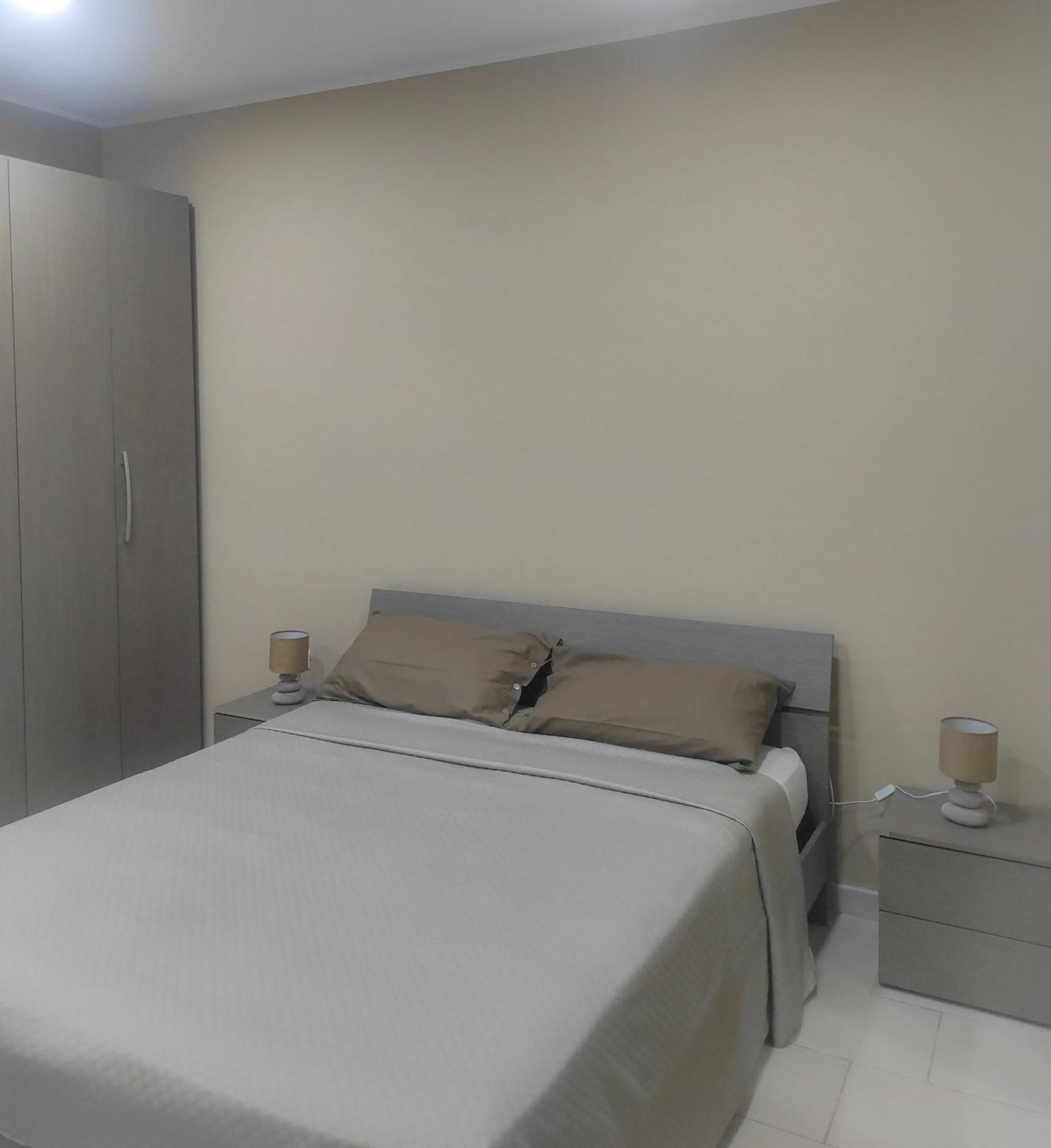 76 Avenue Suites Wi-Fi - Shuttle Reggio di Calabria Buitenkant foto