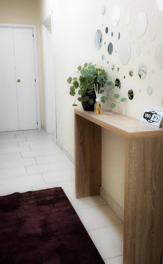 76 Avenue Suites Wi-Fi - Shuttle Reggio di Calabria Buitenkant foto